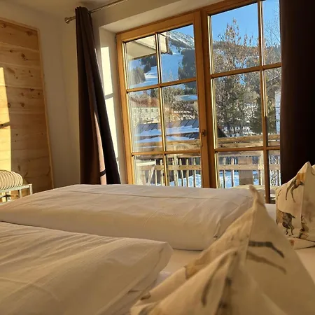 Apartman Berggluehen *